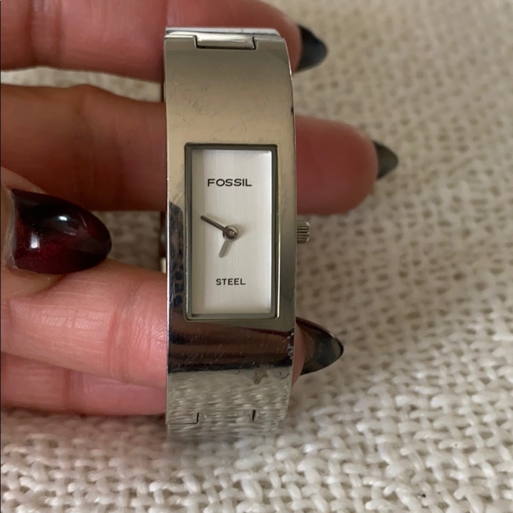 FOSSIL WATCH - Picture 2 of 3